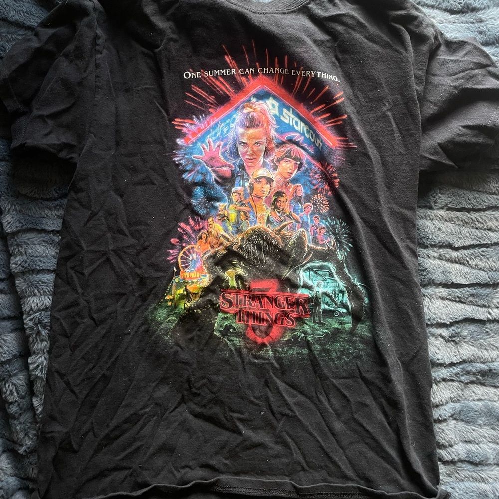 OFFICIAL NETFLIX Stranger Things S3 Merch - Picture 3 of 3